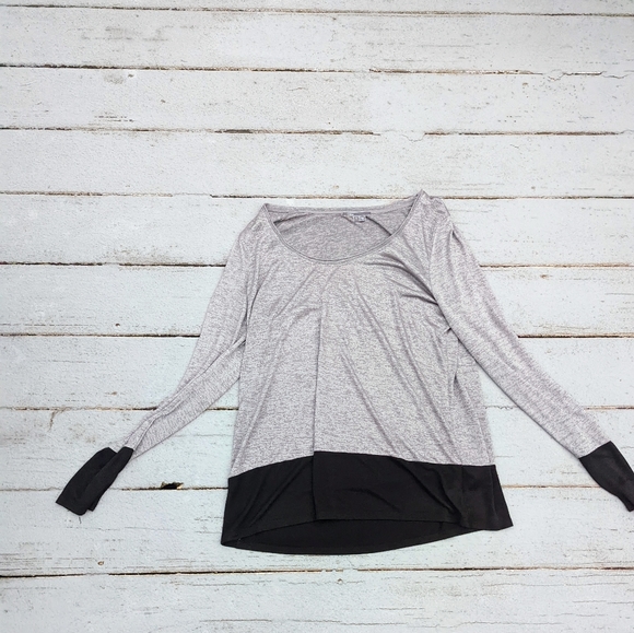 Vince Womens Gray Colorblock Long Sleeve Casual Top Size Large - Picture 2 of 8